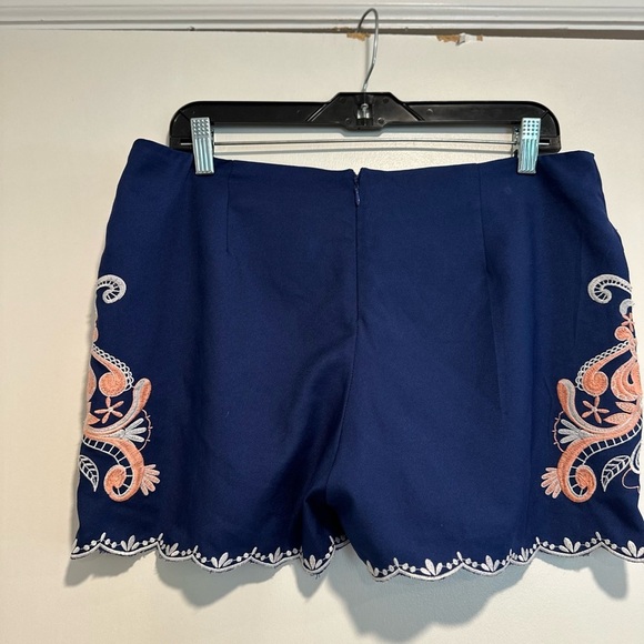 Francesca's Alya Medium Navy and Peach Floral Embroidered Shorts. Scalloped Edge - Picture 2 of 12